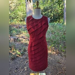Calvin‎ Klein Elegant Red Sleeveless Dress Size 6